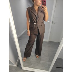 CONJUNTO BOTON ORO MARRON