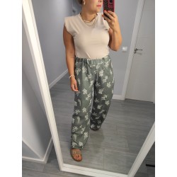 PANTALON VERDE HOJAS