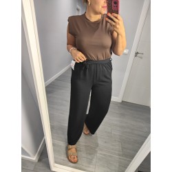 CAMISETA HOMBRERAS MARRON