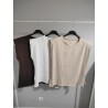 CAMISETA HOMBRERAS MARRON